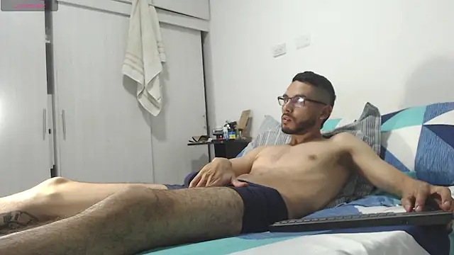 russthiago online show from February 13, 2026, 8:53 pm