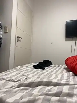 Snapshot of fitcouple1889 chatting on September 20, 2025, 1:54 am fitcouple1889 online show from September 20, 2025, 1:54 am