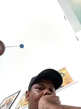 Mailsonp online show from March 25, 2026, 7:13 pm