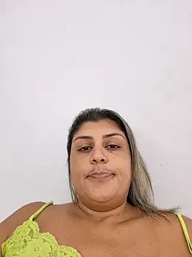 AlyDenalioficial online show from April 8, 2026, 2:40 pm