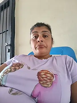 Snapshot of AlyDenalioficial chatting on June 11, 2026, 1:52 pm AlyDenalioficial online show from June 11, 2026, 1:52 pm
