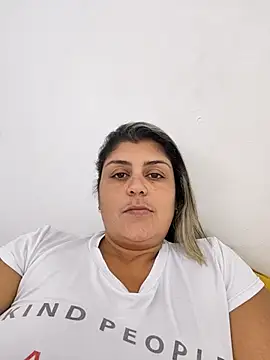 Snapshot of AlyDenalioficial chatting on April 26, 2026, 4:59 pm AlyDenalioficial online show from April 26, 2026, 4:59 pm