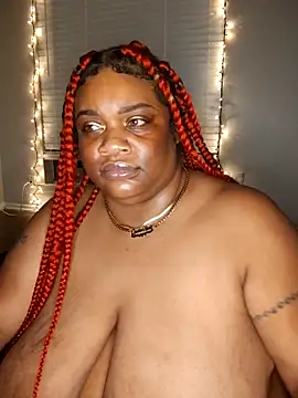 Snapshot of NaughtyHottieBBW chatting on December 19, 2025, 9:55 am NaughtyHottieBBW online show from December 19, 2025, 9:55 am