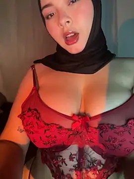 aneesa darzi online show from October 11, 2025, 10:33 pm