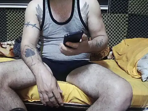 Arabeyes online show from October 28, 2025, 2:12 am