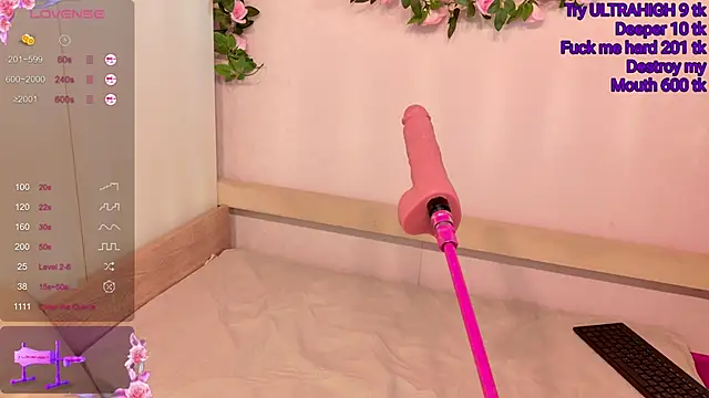 LeonaEviann online show from February 3, 2026, 2:53 am