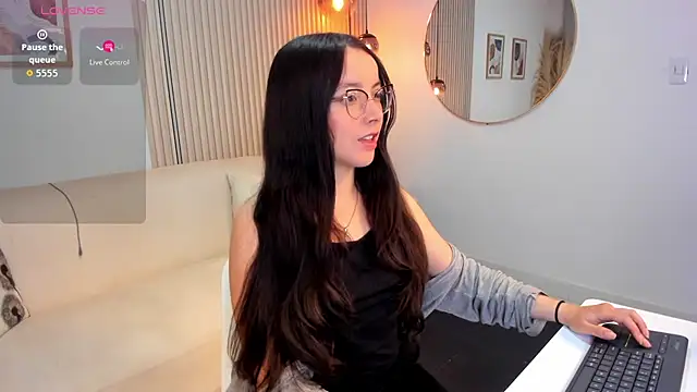 Snapshot of ana_ev chatting on January 12, 2026, 6:31 am ana ev online show from January 12, 2026, 6:31 am