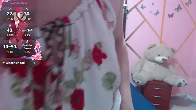 nadescomthxx online show from March 15, 2025, 11:17 pm