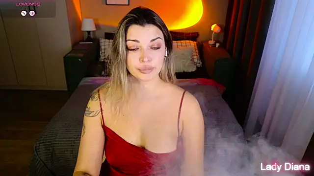 LancasterLady online show from November 13, 2025, 11:58 am