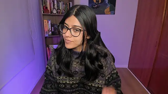 valerie  skyy online show from January 14, 2026, 3:32 am