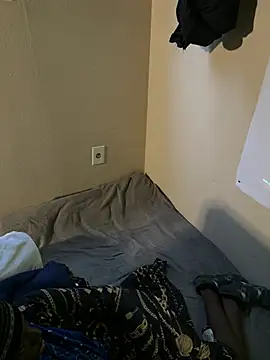 SideGhost online show from April 21, 2026, 2:36 am