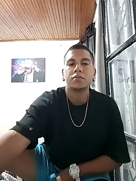 Snapshot of Peterking11 chatting on November 4, 2025, 9:35 am Peterking11 online show from November 4, 2025, 9:35 am