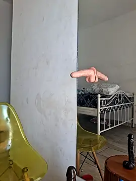 Kamdollie online show from October 12, 2025, 6:15 am