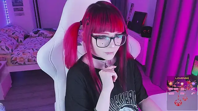 Yumi Youkai online show from February 10, 2026, 4:50 pm