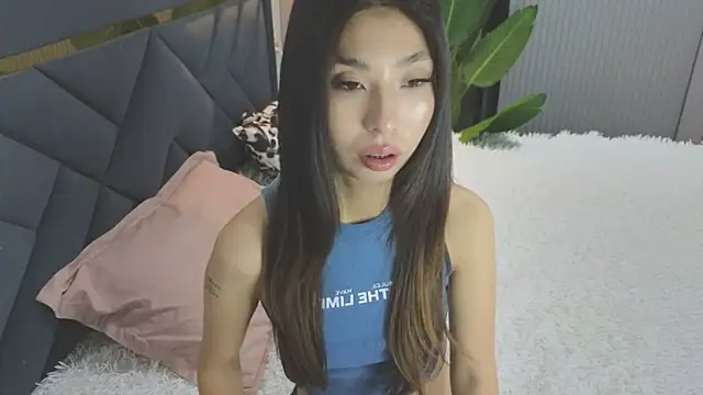 Snapshot of TrishaRey chatting on November 4, 2025, 4:49 am TrishaRey online show from November 4, 2025, 4:49 am