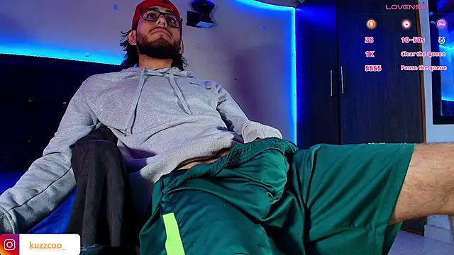 Snapshot of kuzzcoo chatting on November 9, 2025, 12:42 pm kuzzcoo online show from November 9, 2025, 12:42 pm