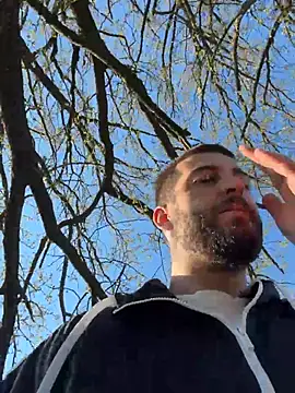 ElChapoGuzman95 online show from April 19, 2026, 5:41 am