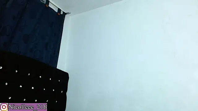 Snapshot of Ni_colle chatting on February 4, 2025, 4:37 am Ni colle online show from February 4, 2025, 4:37 am