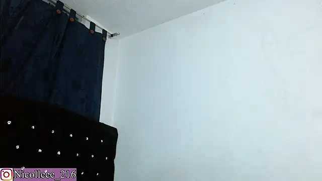 Snapshot of Ni_colle chatting on March 19, 2025, 6:46 am Ni colle online show from March 19, 2025, 6:46 am