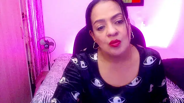 menfismuller2 online show from April 16, 2026, 1:50 am