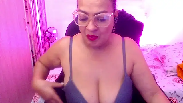 Snapshot of menfismuller2 chatting on May 16, 2026, 2:32 am menfismuller2 online show from May 16, 2026, 2:32 am