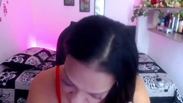 Snapshot of menfismuller2 chatting on October 28, 2025, 2:05 pm menfismuller2 online show from October 28, 2025, 2:05 pm