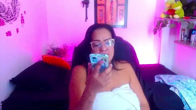 Snapshot of menfismuller2 chatting on September 19, 2025, 5:28 pm menfismuller2 online show from September 19, 2025, 5:28 pm