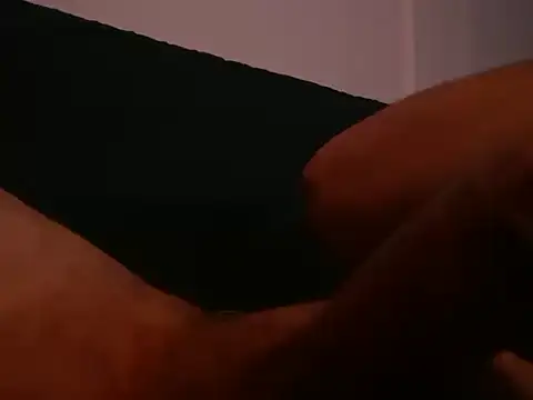 Snapshot of cometemicola chatting on June 15, 2026, 11:15 pm cometemicola online show from June 15, 2026, 11:15 pm