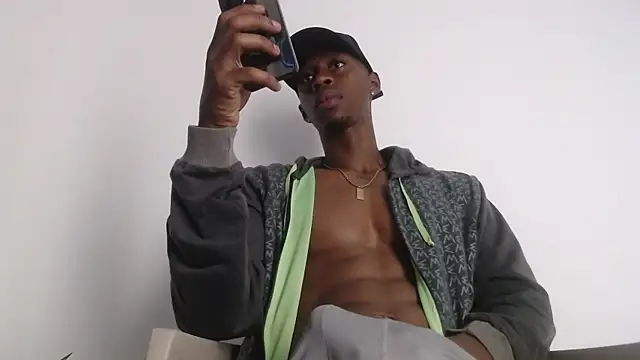 Snapshot of drake_brwon_23 chatting on November 26, 2025, 11:10 am drake brwon 23 online show from November 26, 2025, 11:10 am