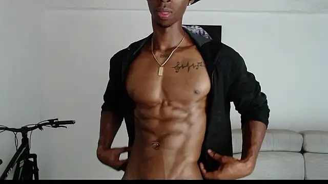 Snapshot of drake_brwon_23 chatting on February 22, 2026, 10:39 am drake brwon 23 online show from February 22, 2026, 10:39 am