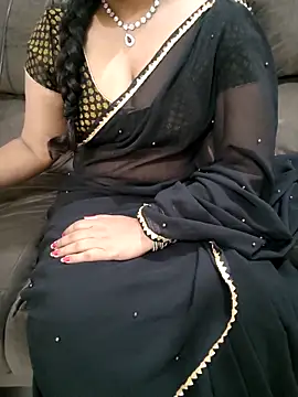 Snapshot of Mounika25 chatting on April 21, 2026, 7:09 pm Mounika25 online show from April 21, 2026, 7:09 pm