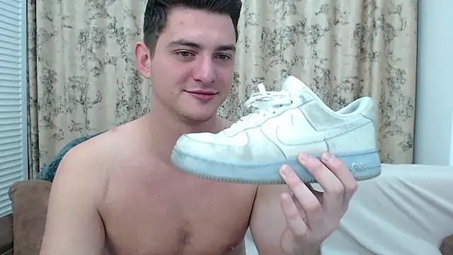 Snapshot of AndyFame chatting on December 1, 2024, 11:53 pm AndyFame online show from December 1, 2024, 11:53 pm