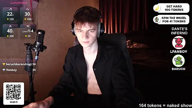 Snapshot of dantebigboi300 chatting on February 25, 2025, 9:26 pm dantebigboi300 online show from February 25, 2025, 9:26 pm