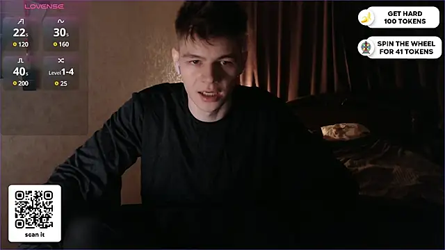 Snapshot of dantebigboi300 chatting on February 22, 2025, 7:25 pm dantebigboi300 online show from February 22, 2025, 7:25 pm