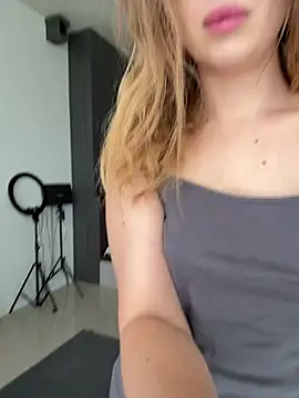 Nura n Sarah online show from March 8, 2026, 5:00 am