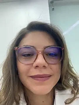 alicee16 online show from February 2, 2025, 4:32 pm