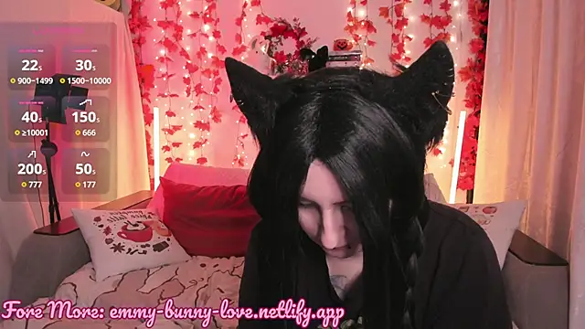 Snapshot of EmmyBunny chatting on September 25, 2025, 6:03 pm EmmyBunny online show from September 25, 2025, 6:03 pm