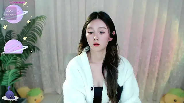 Aimee-520 online show from January 14, 2026, 7:34 am