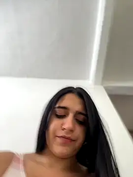 Snapshot of Alicia_Ruiz chatting on September 12, 2025, 6:07 pm Alicia Ruiz online show from September 12, 2025, 6:07 pm