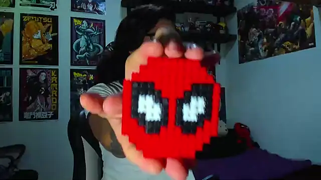 dariell smokesexx online show from April 18, 2026, 4:15 am