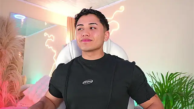 MatiasKorn online show from April 1, 2026, 4:25 am