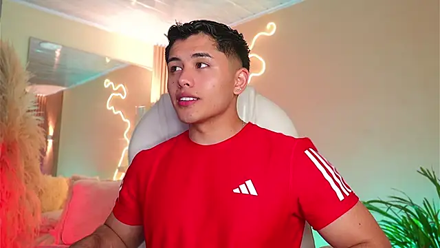 MatiasKorn online show from April 14, 2026, 4:17 am