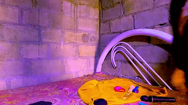 nzanizy online show from December 5, 2025, 11:20 am