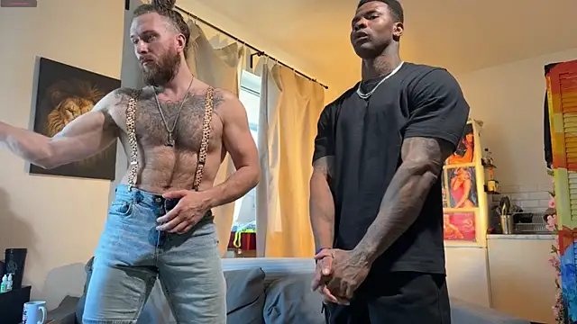 rusbigpaul online show from April 19, 2026, 6:47 am