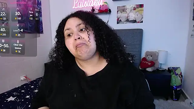 luisianacoxx online show from March 17, 2025, 10:51 pm