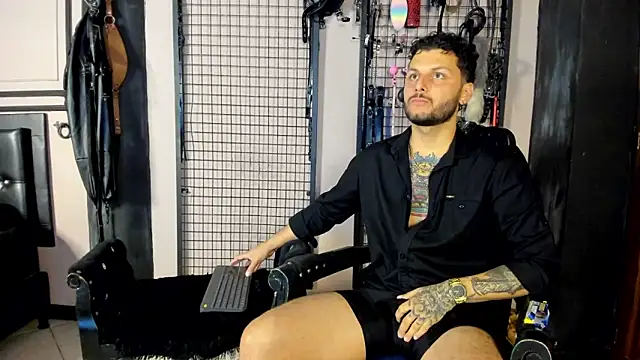 Twisted Fantasy online show from February 9, 2026, 3:59 am