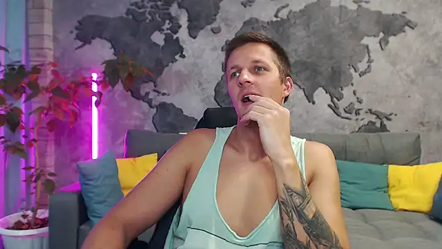 Snapshot of VikingChrisss chatting on November 2, 2025, 10:42 am VikingChrisss online show from November 2, 2025, 10:42 am