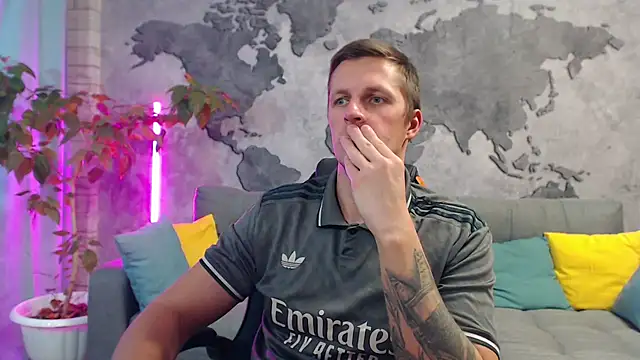 Snapshot of VikingChrisss chatting on November 12, 2025, 10:52 am VikingChrisss online show from November 12, 2025, 10:52 am