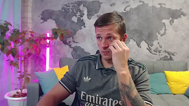 Snapshot of VikingChrisss chatting on November 13, 2025, 10:19 am VikingChrisss online show from November 13, 2025, 10:19 am