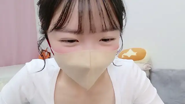 Snapshot of anchan_ chatting on September 19, 2025, 2:43 pm anchan online show from September 19, 2025, 2:43 pm